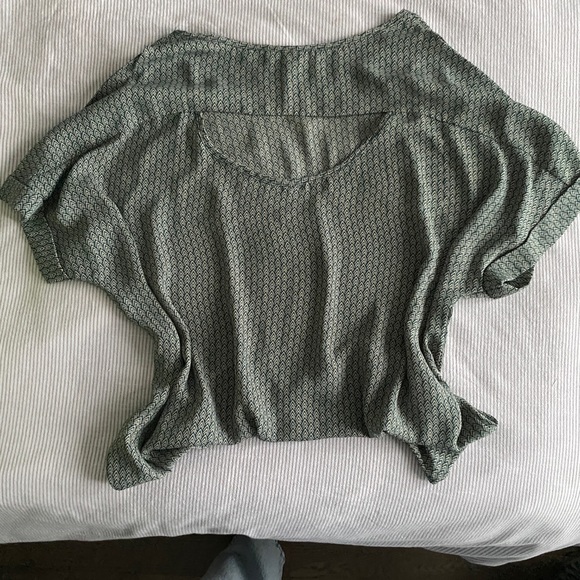 Sage Green Patterned Chiffon Blouse - Picture 4 of 12